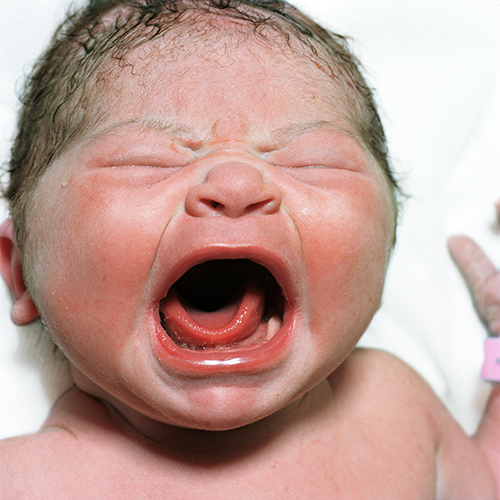 Girl—9 minutes old. © Thierry Bouët